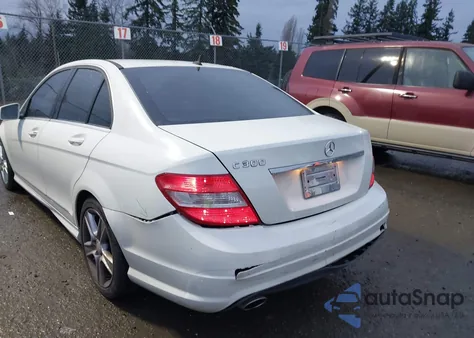 2010 Mercedes-Benz C 300 Sport из США, поврежденный, VIN WDDGF5EB4AF460531